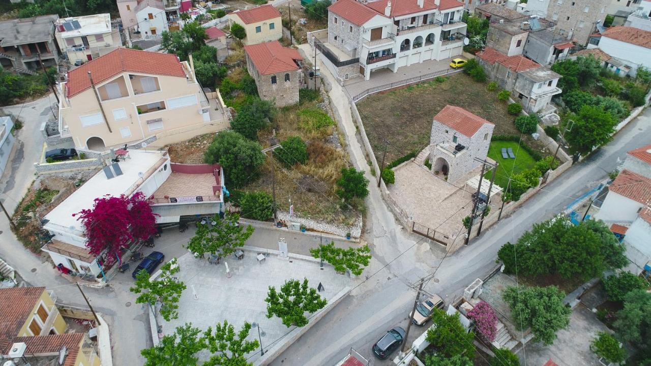 La Tore Di Montenegro Gytheio Exteriör bild